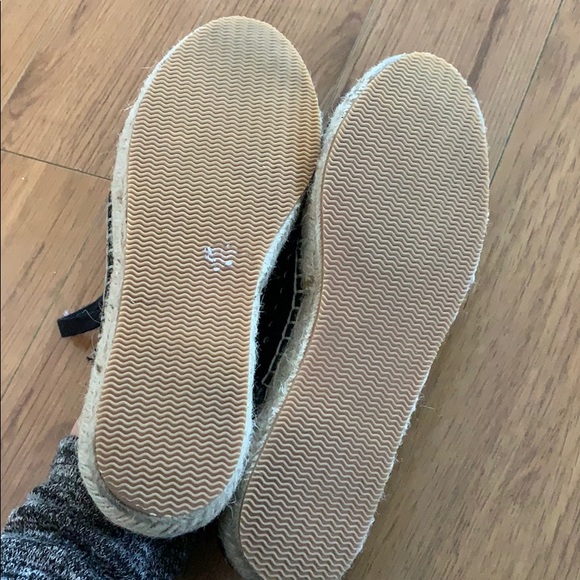 💕x2HP💕Black leather lace espadrilles - Picture 4 of 8